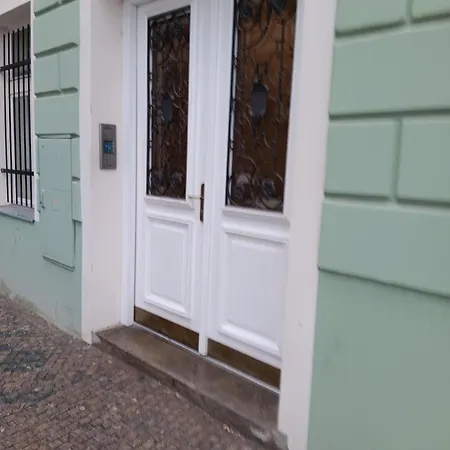 アパート Cozy 1 Bedroom プラハ