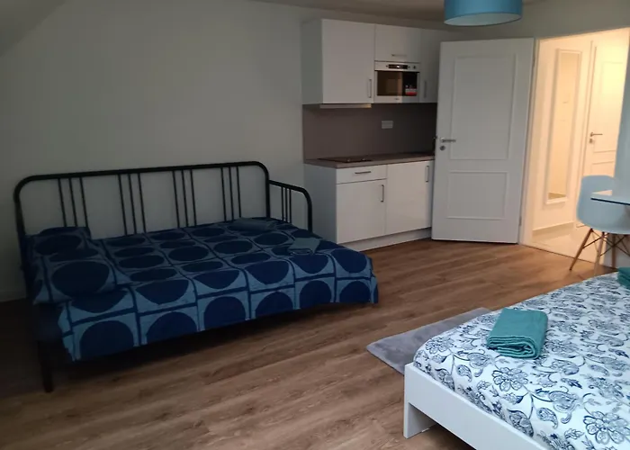 Cozy 1 Bedroom Appartamento Praga