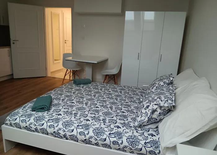 Cozy 1 Bedroom Appartamento Praga